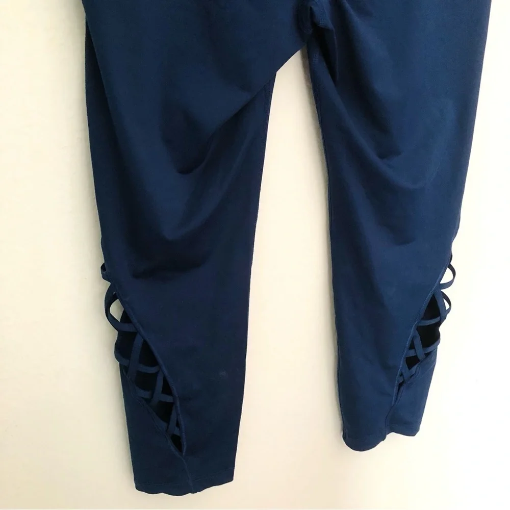Avia Criss-Cross Leggings Size 8-10